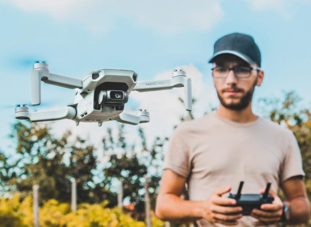 How to Fly a Drone Ultimate Beginner Guide (with Drawings) Droneblog