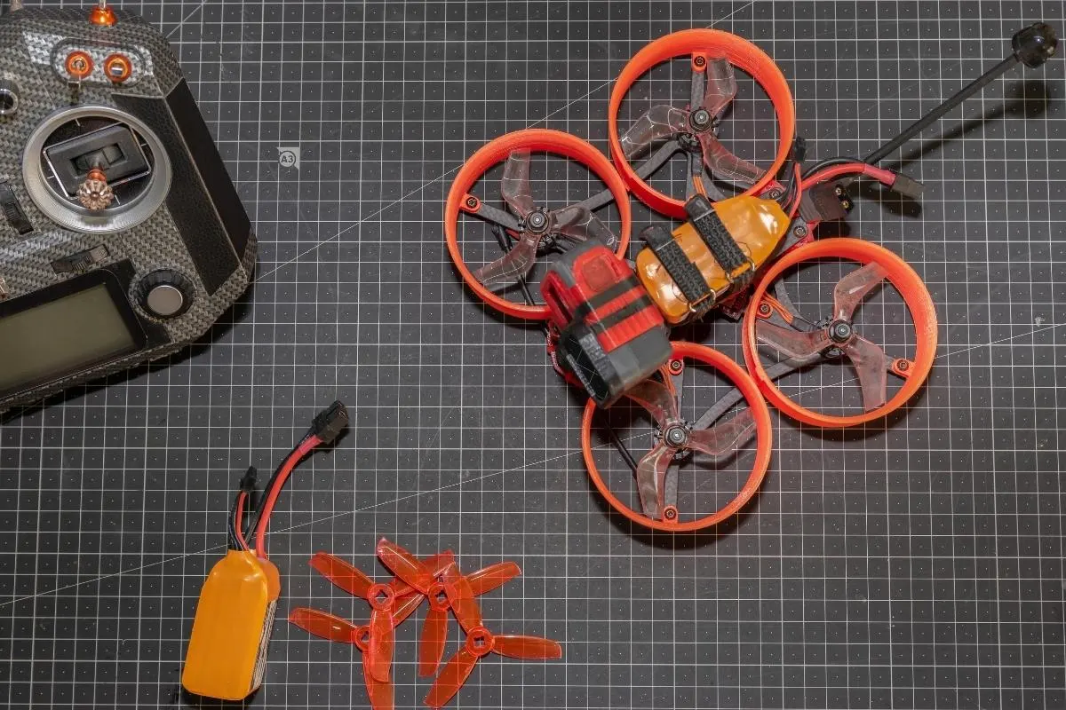 DJI Avata vs. Cinewhoop – Detailed Analysis